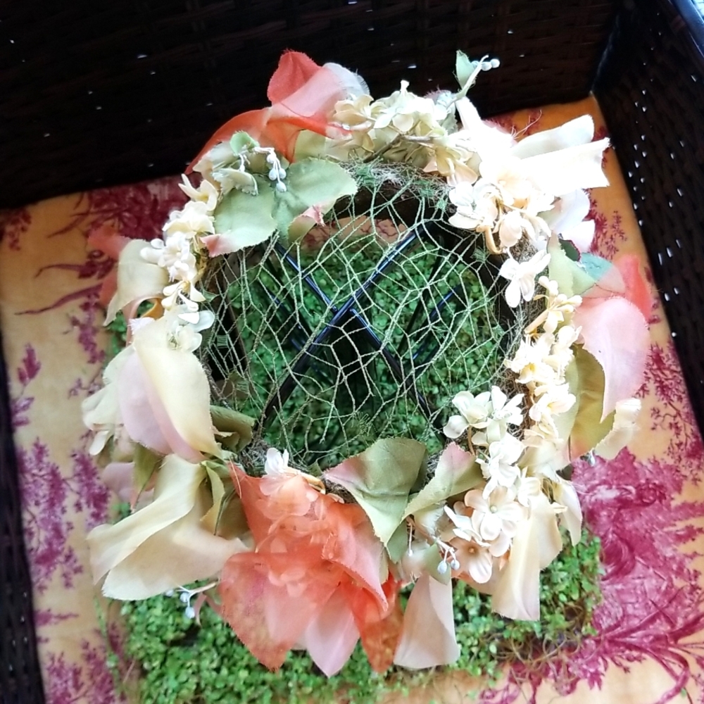 60s CHRISTIAN DIOR Luxury EASTER 7" Flowers Ribbon UNION Garden Chapeaux Hat EVC - Picture 8 of 16